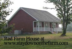the red farm house 1st of the homes on stay down on the farm a perfect place to stay visiting nashville bowling green caves and corvettes